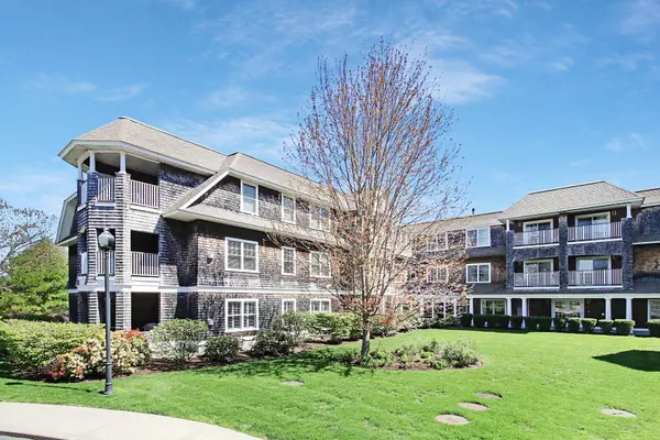 18 West Road #307, Orleans, MA 02653