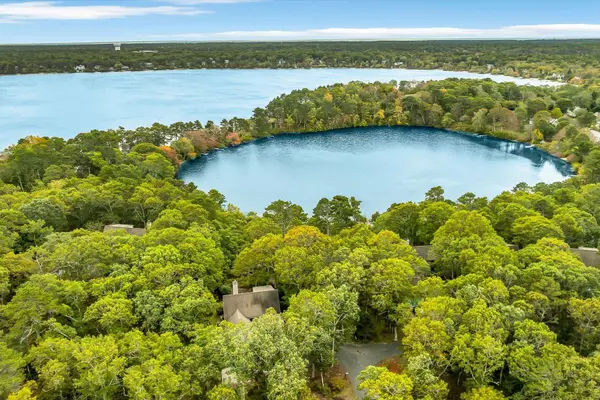 Brewster, MA 02631,52 Bettys Lane