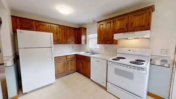 Brewster, MA 02631,765 Millstone Road