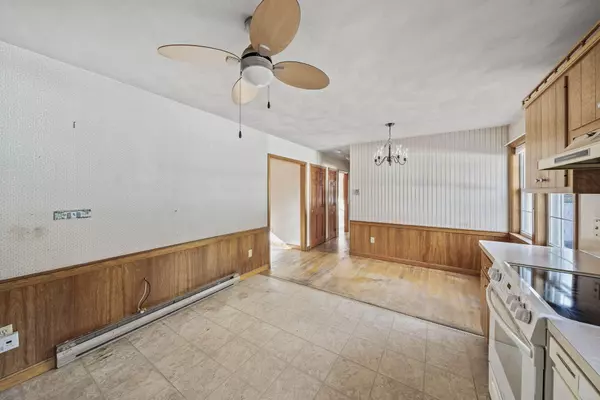 South Yarmouth, MA 02664,10 Upton Road