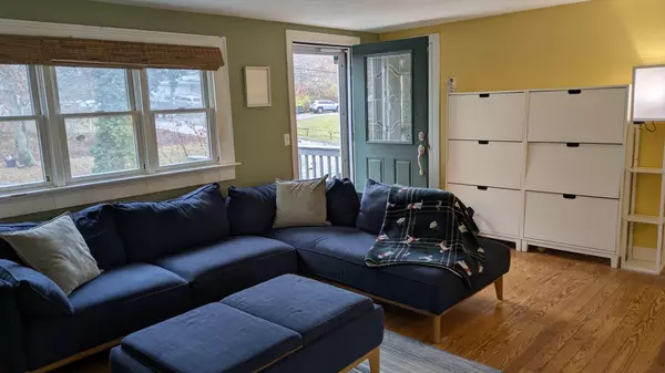 South Yarmouth, MA 02664,38 Marlin Way