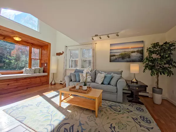 Falmouth, MA 02540,113 Blacksmith Shop Road