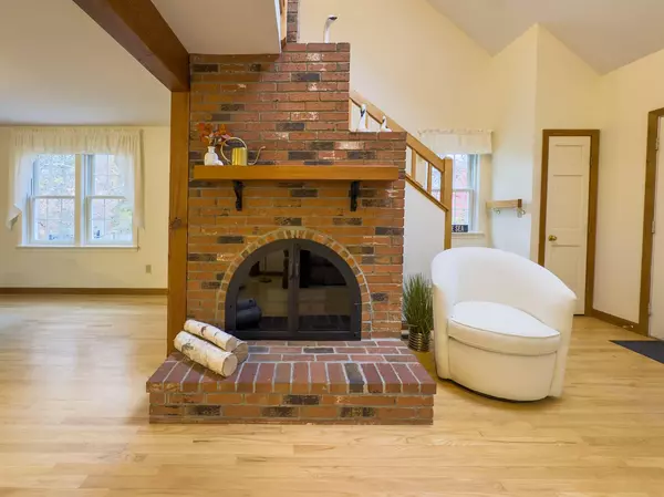 Brewster, MA 02631,104 Wayside Drive