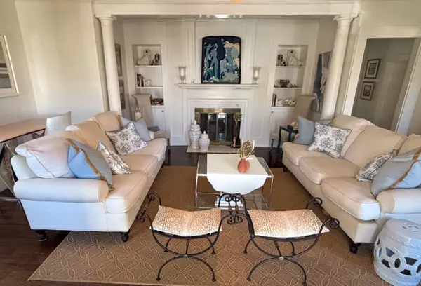 Osterville, MA 02655,33 Sunset Lane