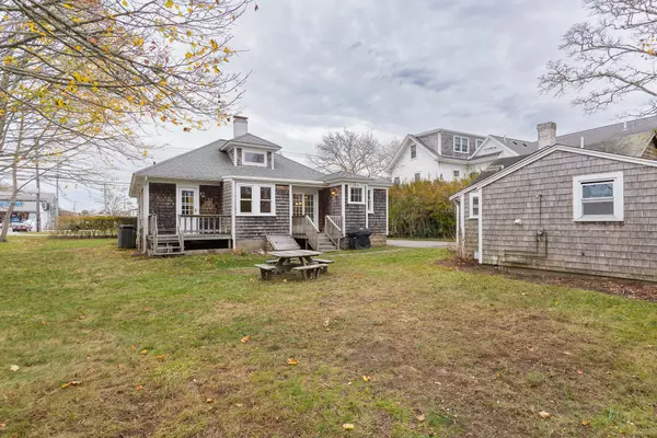 Chatham, MA 02633,745-747 Main Street