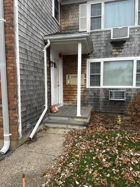 428 Main Street #APT 1-11, West Dennis, MA 02670