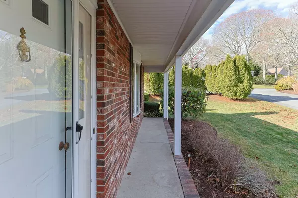 South Dennis, MA 02660,17 Margate Lane