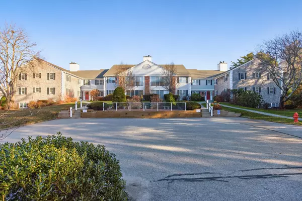 13 Hilltop Drive #UNIT 13, Sandwich, MA 02563