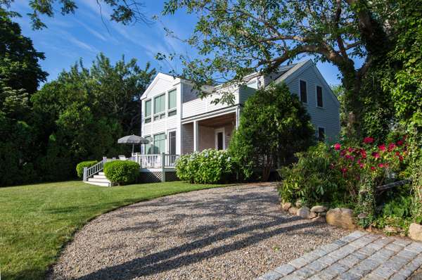 Vineyard Haven, MA 02568,56 Hatch Road