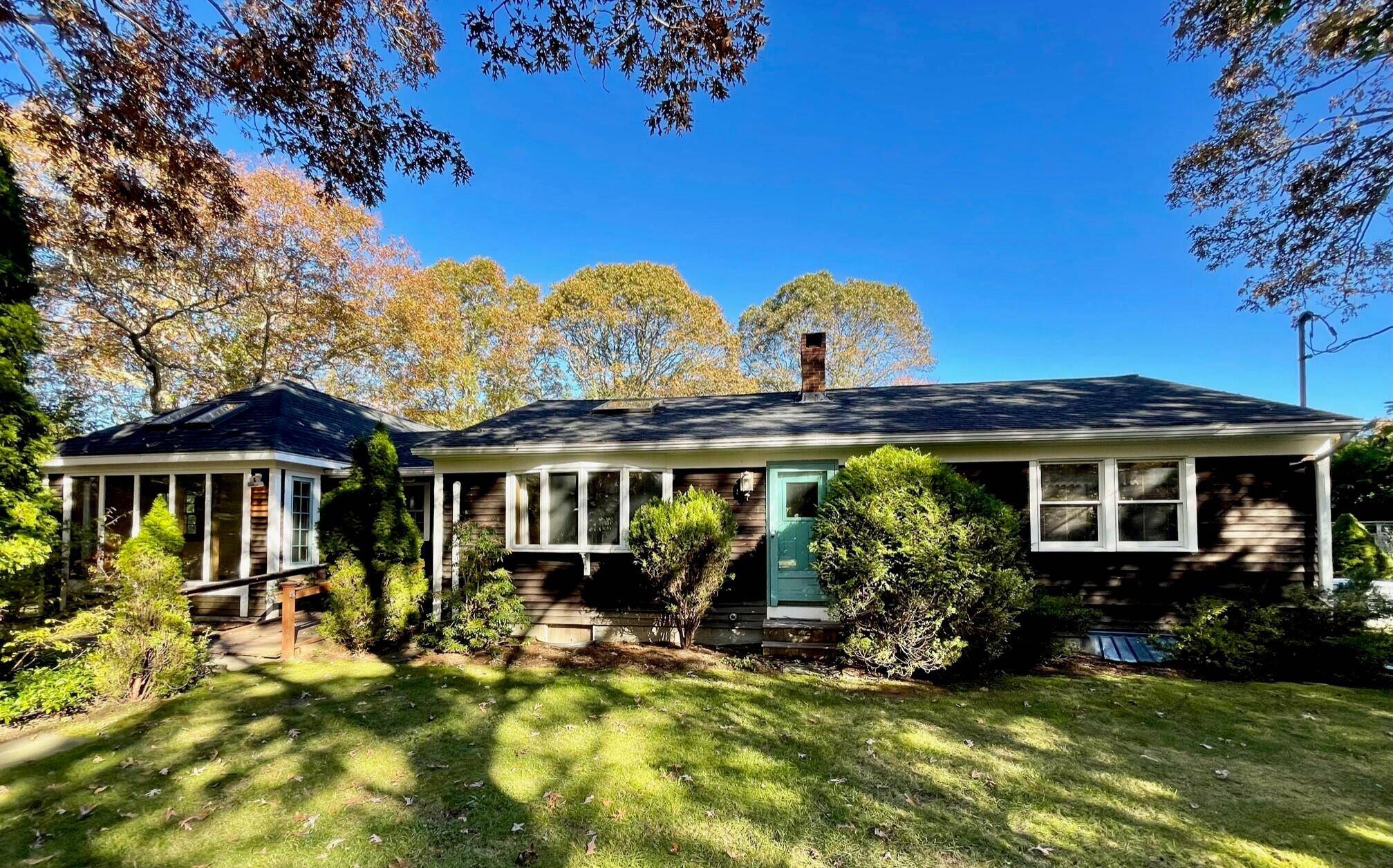 8 Island Farms Road Road, West Tisbury, MA 02575