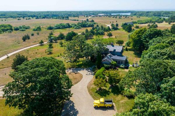 39 Sarita Walker Road, West Tisbury, MA 02575