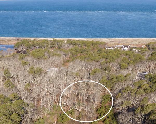 0 Crowell Lane, Vineyard Haven, MA 02568