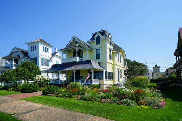 89 Ocean Avenue, Oak Bluffs, MA 02557