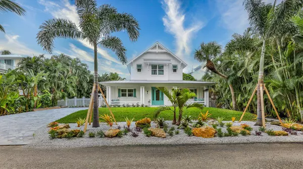 11461 Old Lodge Ln, Captiva, FL 33924