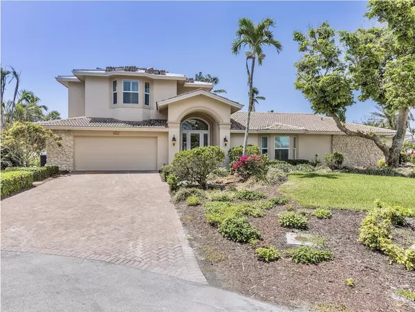 Sanibel, FL 33957,915 Pecten Ct