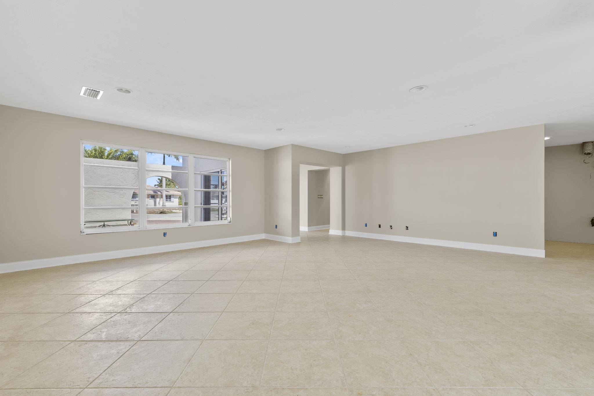 Sanibel, FL 33957,969 Whelk Dr