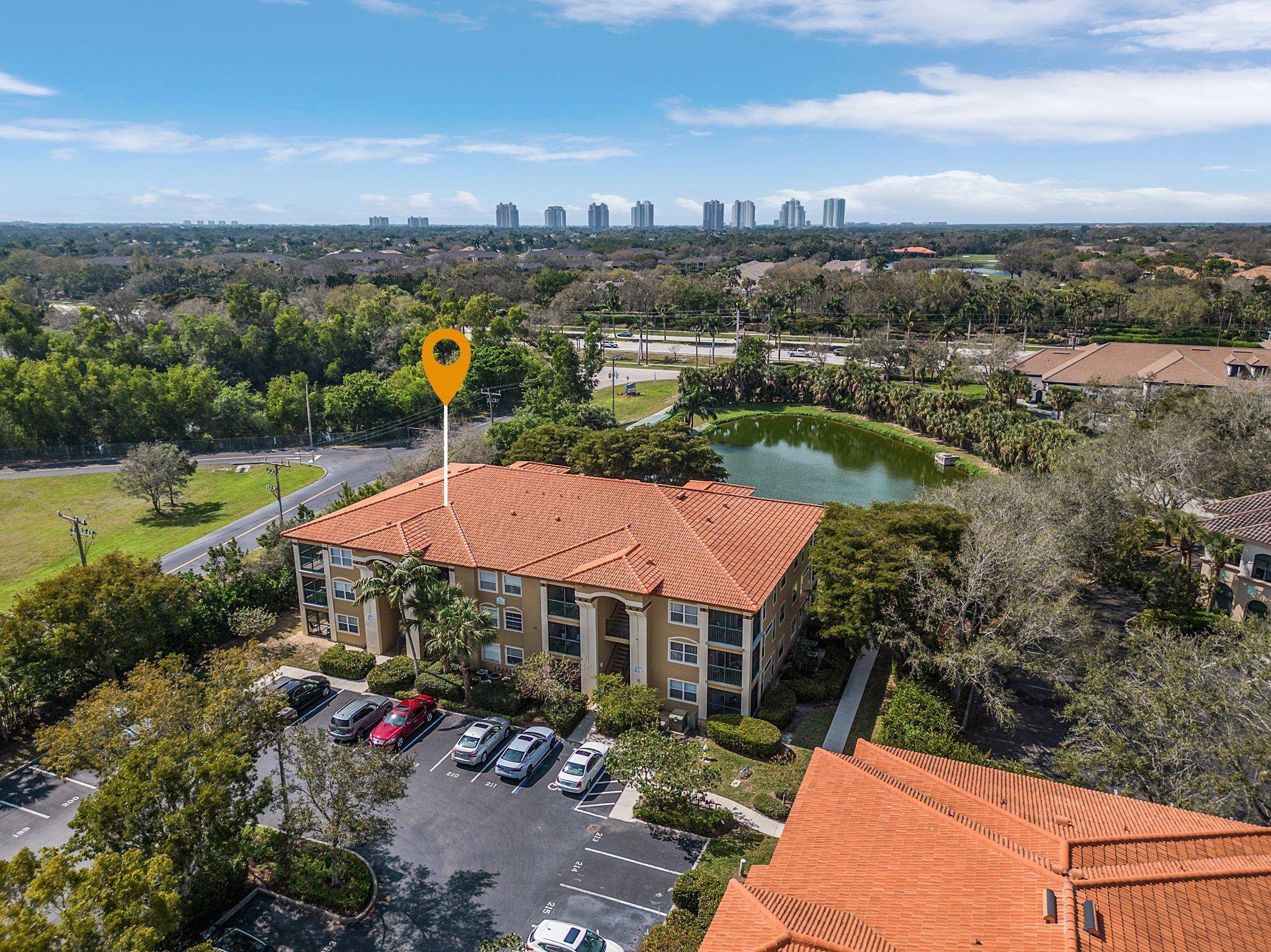 Bonita Springs, FL 34135,8851 Colonnades Ct W #134