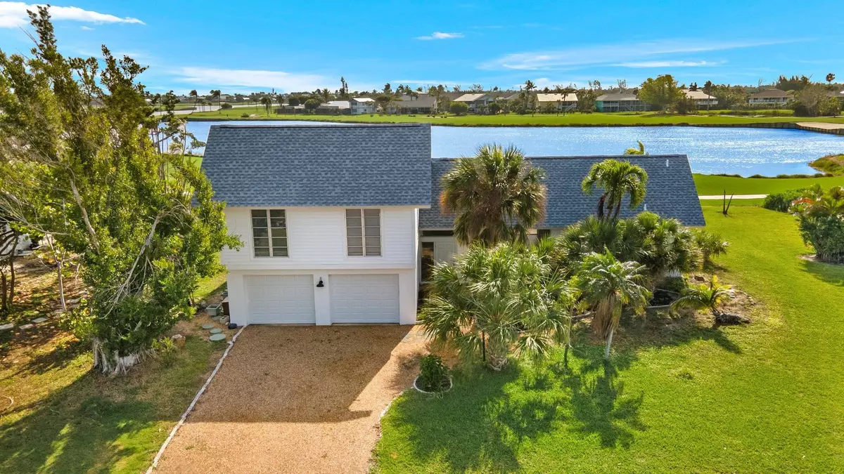 Sanibel, FL 33957,9126 Mockingbird Dr