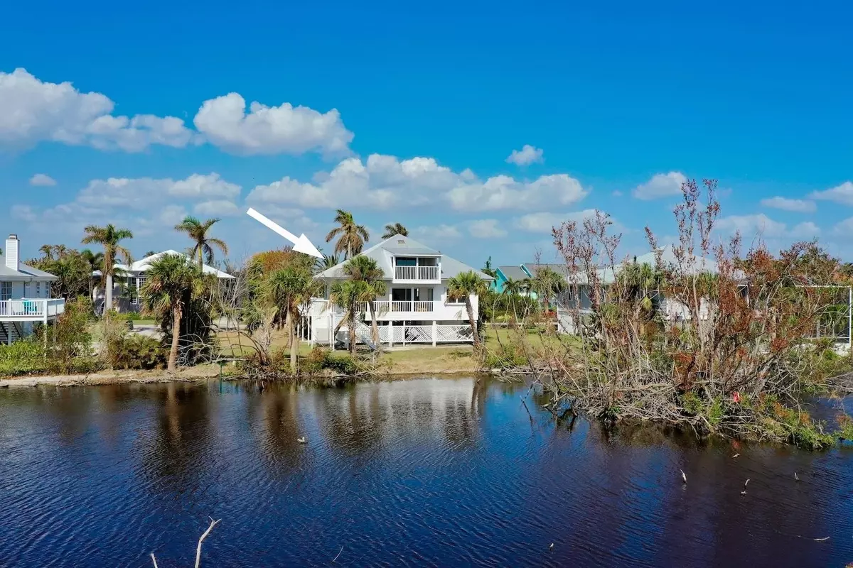 Sanibel, FL 33957,1322 Sand Castle Rd