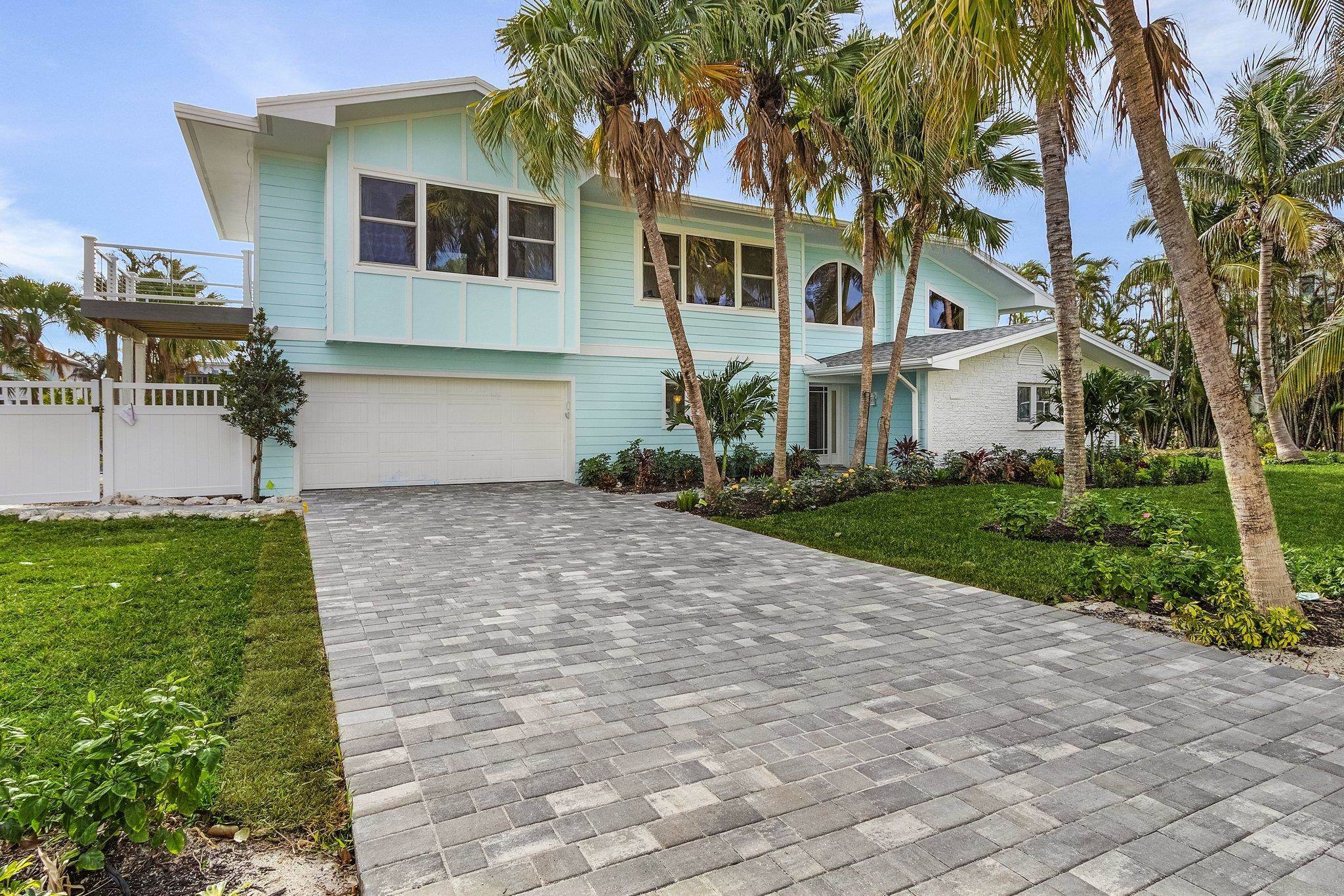 1543 San Carlos Bay Dr, Sanibel, FL 33957