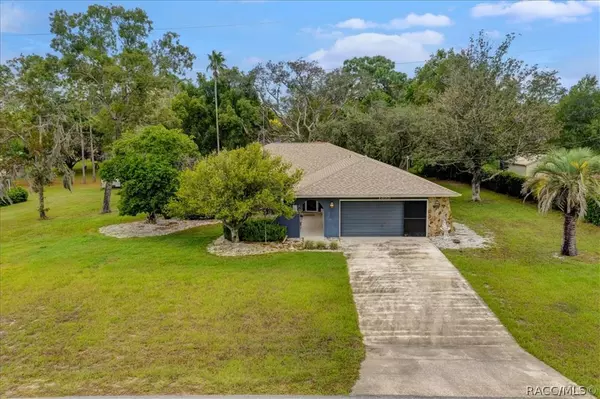 1355 Alameda DR, Spring Hill, FL 34609