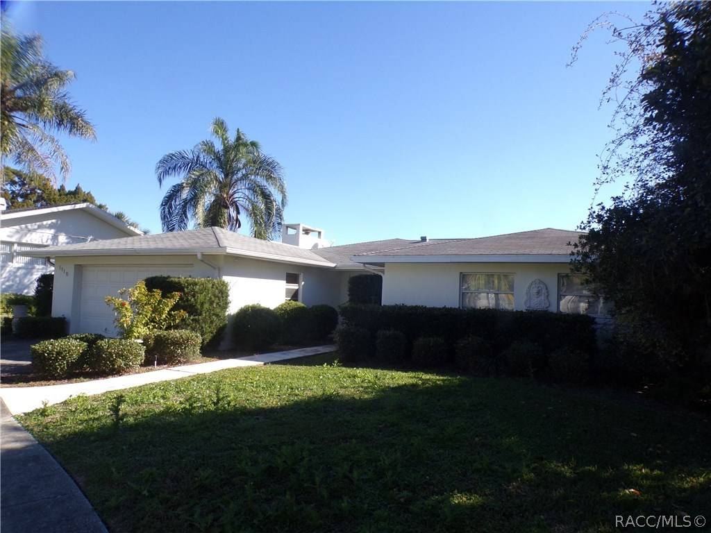 Crystal River, FL 34429,1115 N Stoney PT