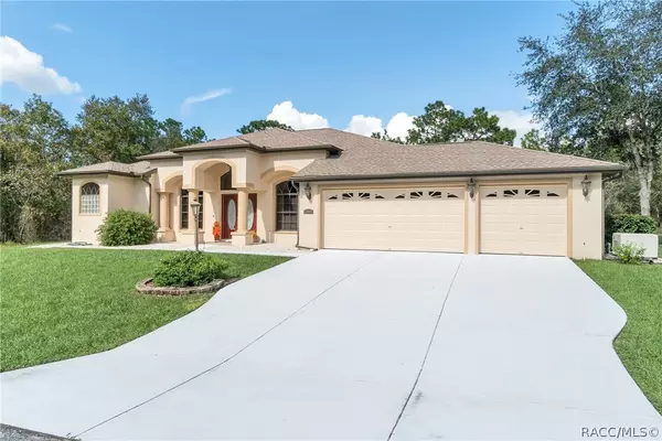 21 Poppy ST, Homosassa, FL 34446