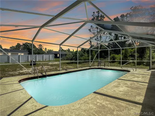 Ocala, FL 34473,5055 SW 154th LOOP