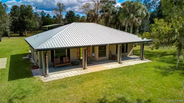8217 N Shannon AVE, Crystal River, FL 34428