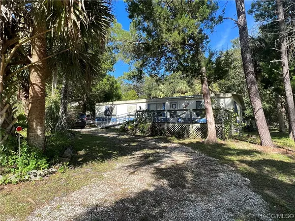 Inglis, FL 34449,5691 SE 195th PL