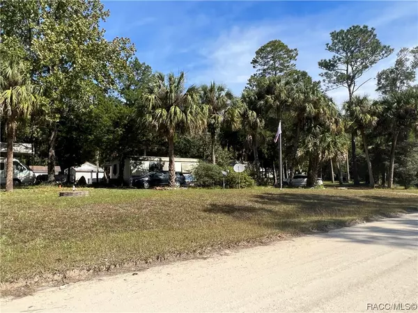 Inglis, FL 34449,5691 SE 195th PL