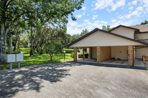 210 E Glassboro CT #4A, Hernando, FL 34442