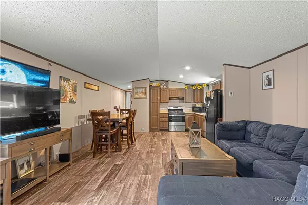 Fort Mccoy, FL 32134,11220 NE 234th Place RD