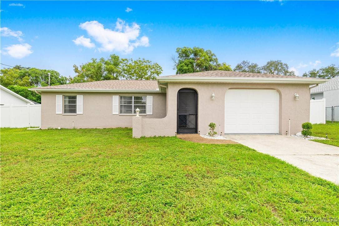 1452 Escobar AVE, Spring Hill, FL 34608