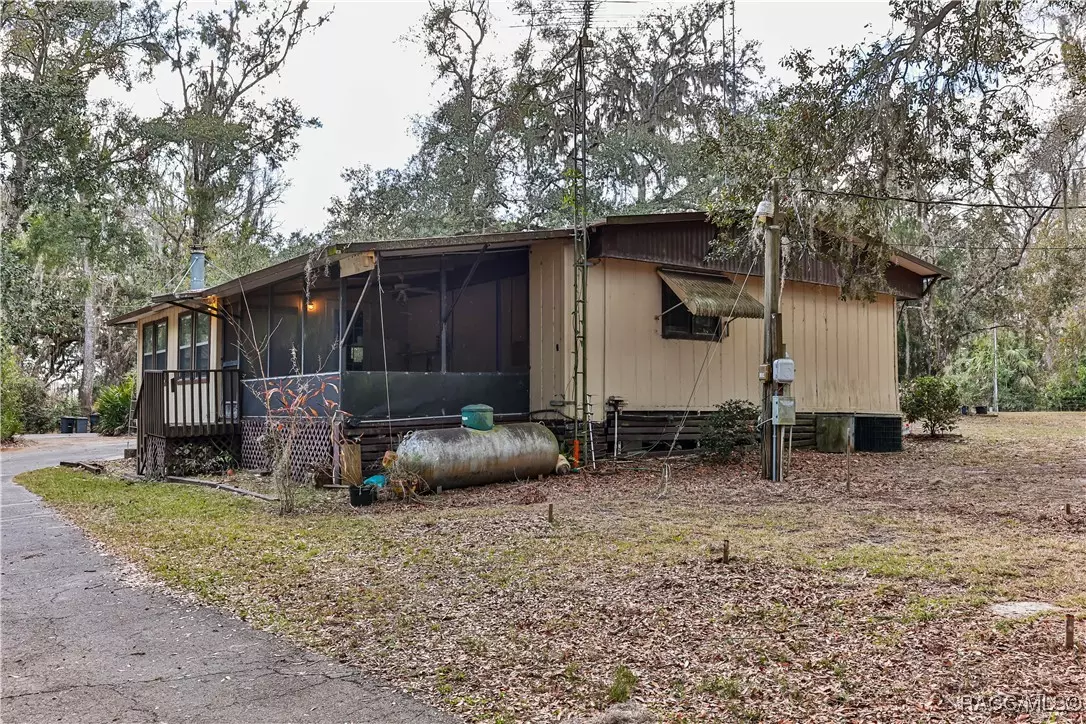 Floral City, FL 34436,10780 E FLOUNDER DR