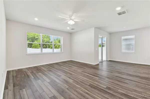 Seffner, FL 33584,741 Parsons Mooring CT