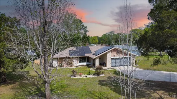 Homosassa, FL 34446,70 Douglas ST