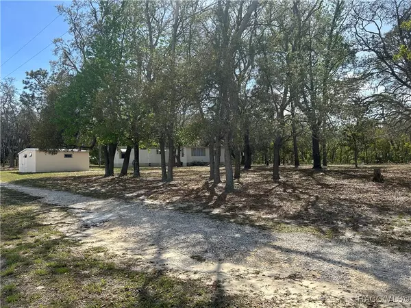 4116 W Oaklawn ST, Lecanto, FL 34461