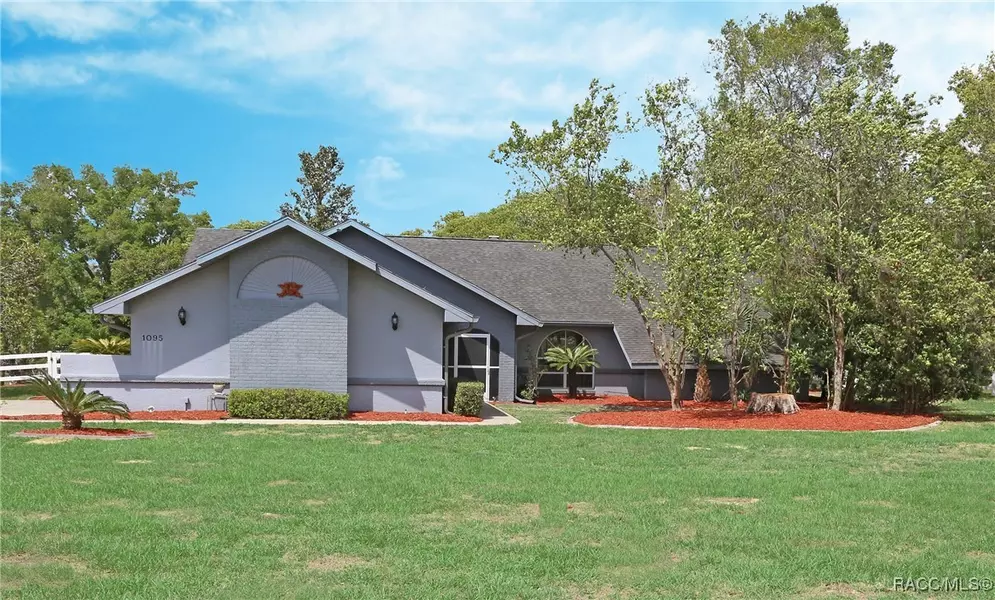 1095 E Triple Crown LOOP, Hernando, FL 34442