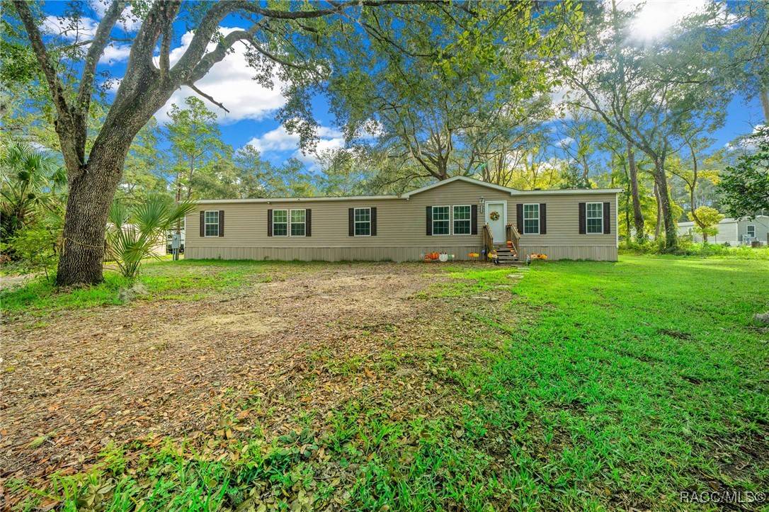 9649 NE 91st TER, Fort Mccoy, FL 32134