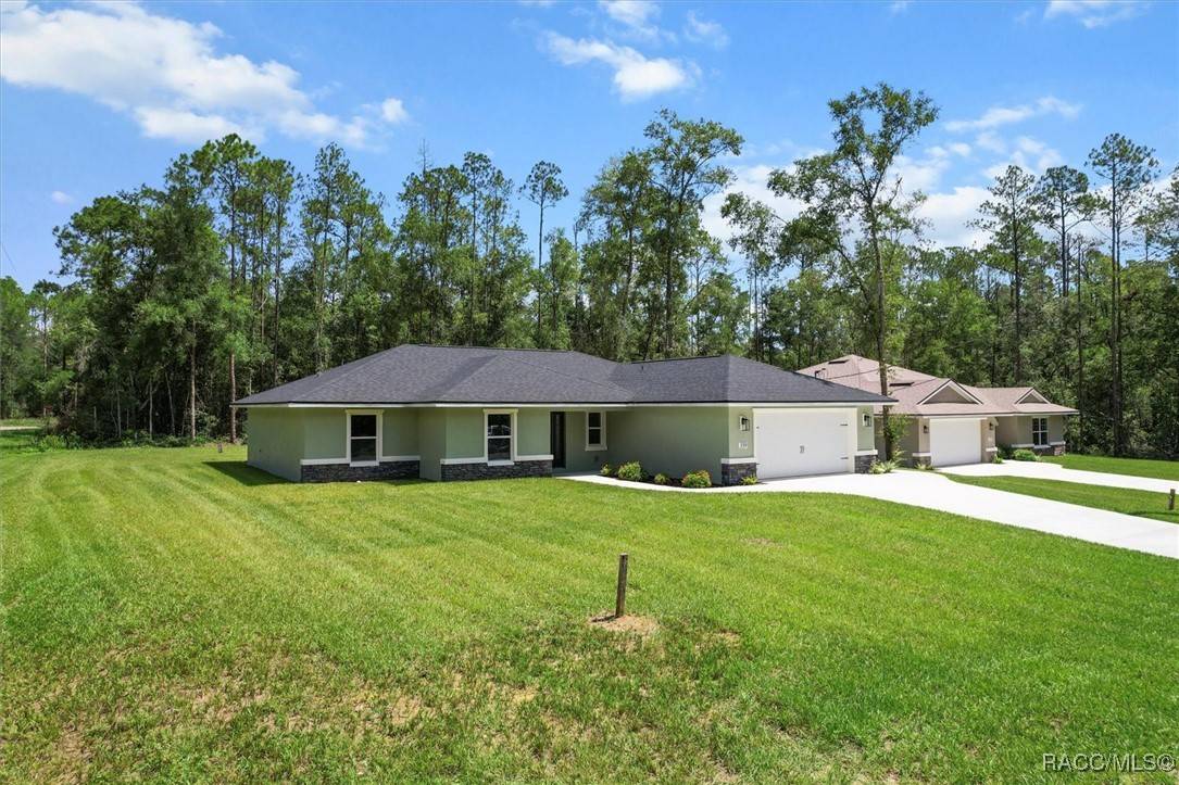 339 E Enfield LN, Citrus Springs, FL 34434