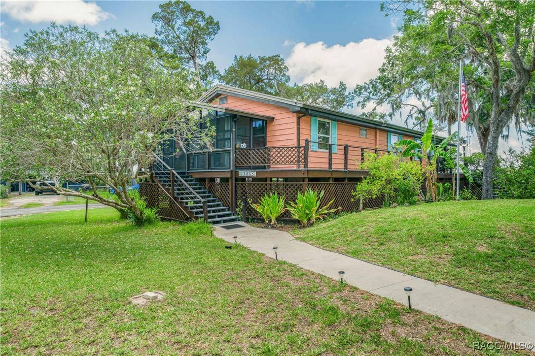 13465 W Hillbilly LN, Crystal River, FL 34429