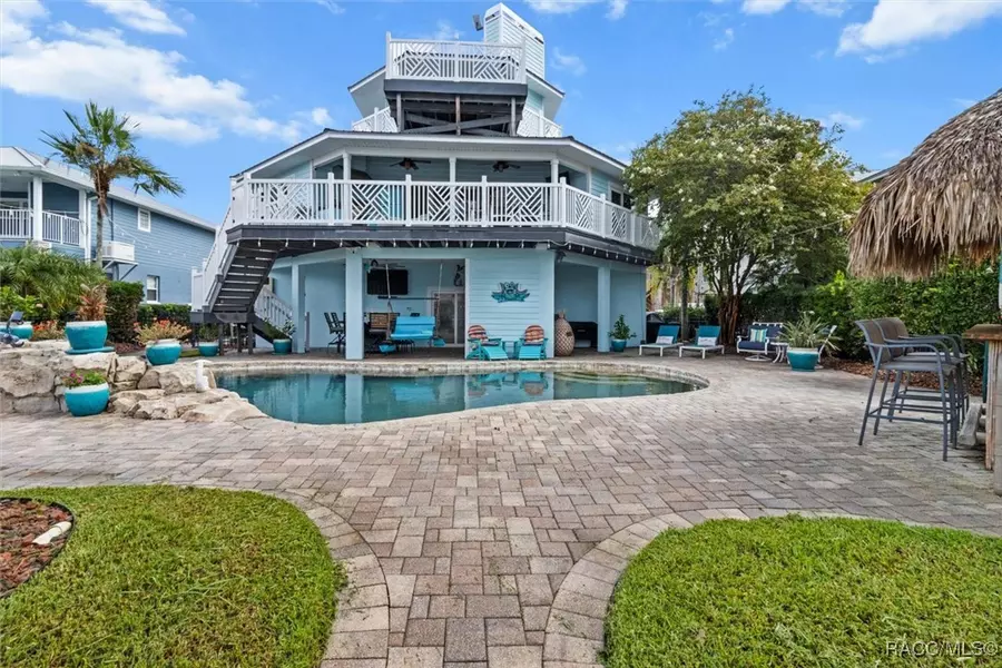 2030 NW 15th ST, Crystal River, FL 34428