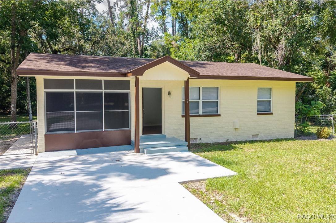 40 Chatfield DR, Brooksville, FL 34601