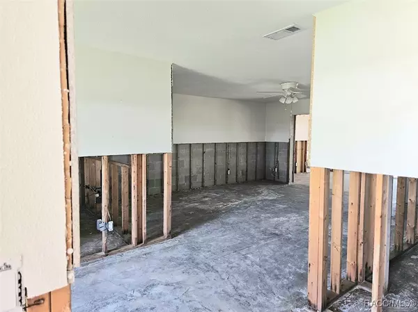 Crystal River, FL 34429,11493 W Bayshore DR