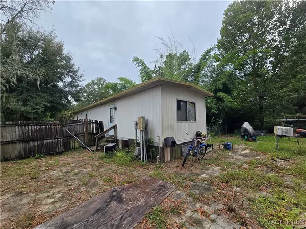Crystal River, FL 34428,7155 W Gator LN