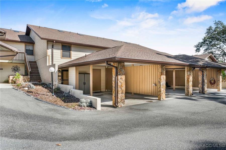 186 E Glassboro CT #4B, Hernando, FL 34442