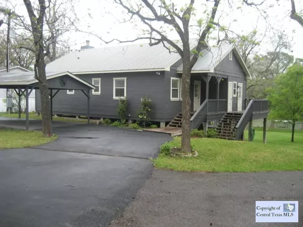 374 Riverview RD, Mcqueeney, TX 78123