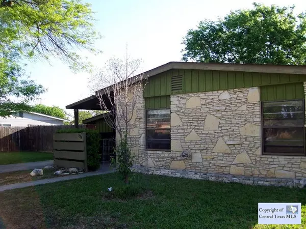338 Lockener AVE, New Braunfels, TX 78130