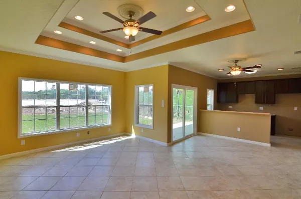 1905 Blueridge DR, Canyon Lake, TX 78133